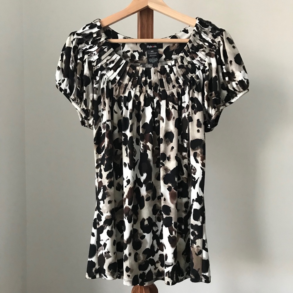 Style & Co. Short sleeved Blouse  Medium